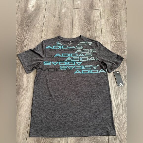 Adidas boys  Gray T-Shirt - Picture 1 of 4